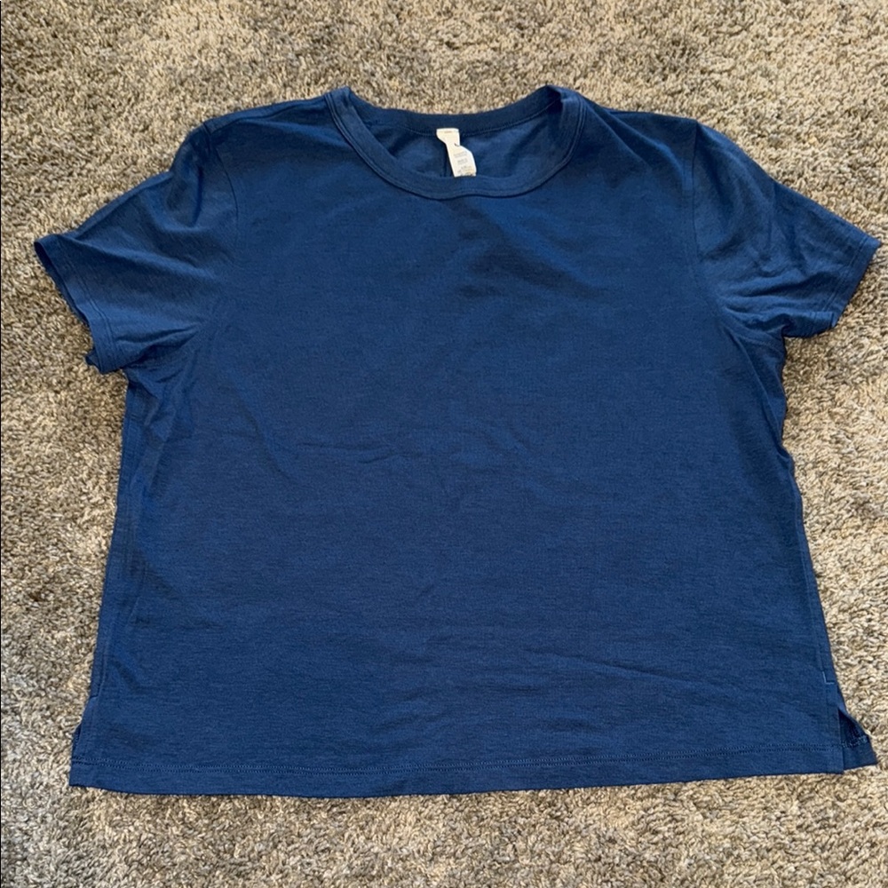 Lululemon Athletica Short Sleeve Tee